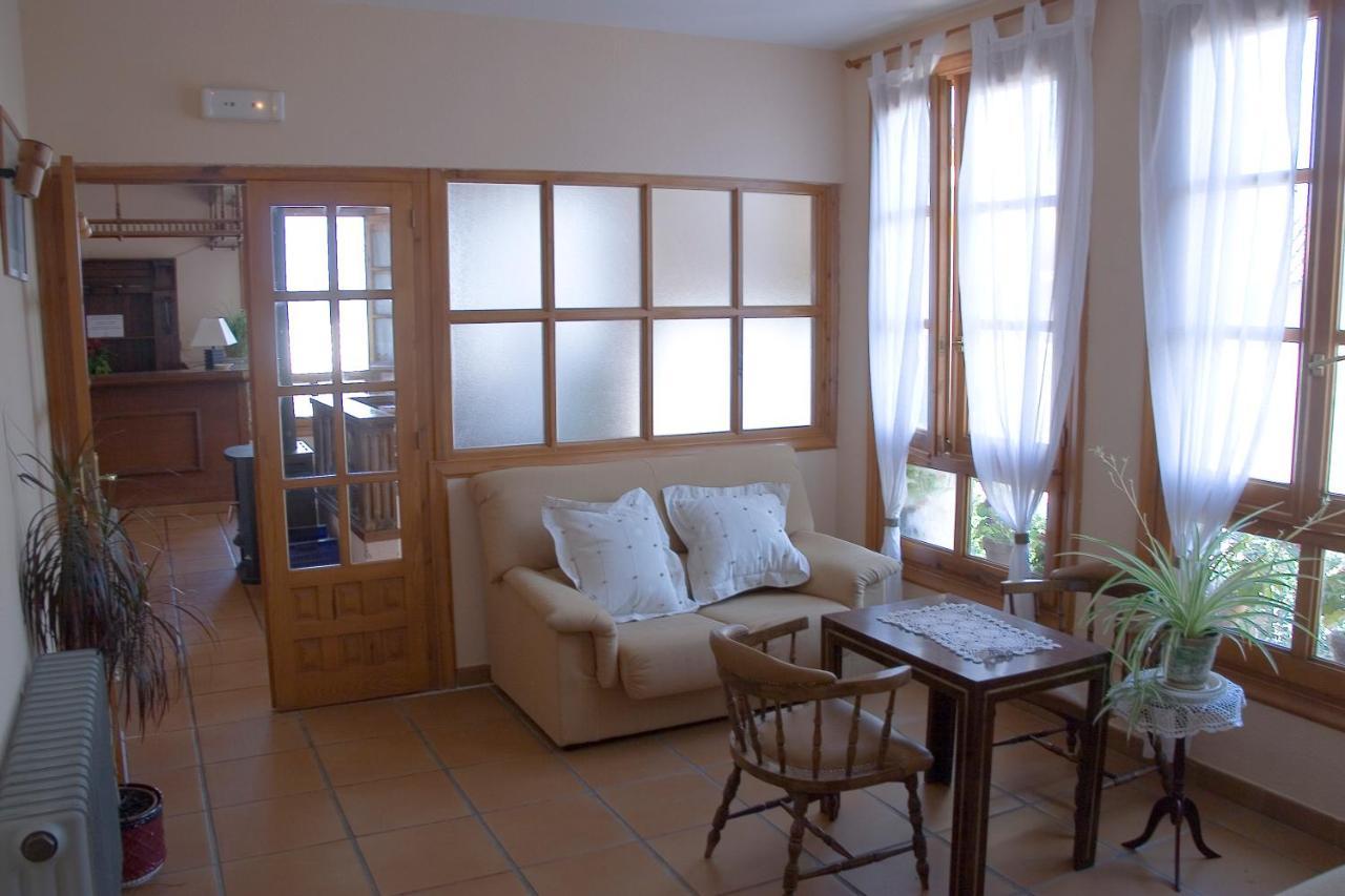 Casa Rural El Molino De Alocén Екстериор снимка